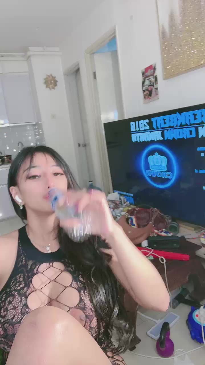 Tebar Susu Brutal Pantat Semok MRC Kavita ID 70129773 Mango