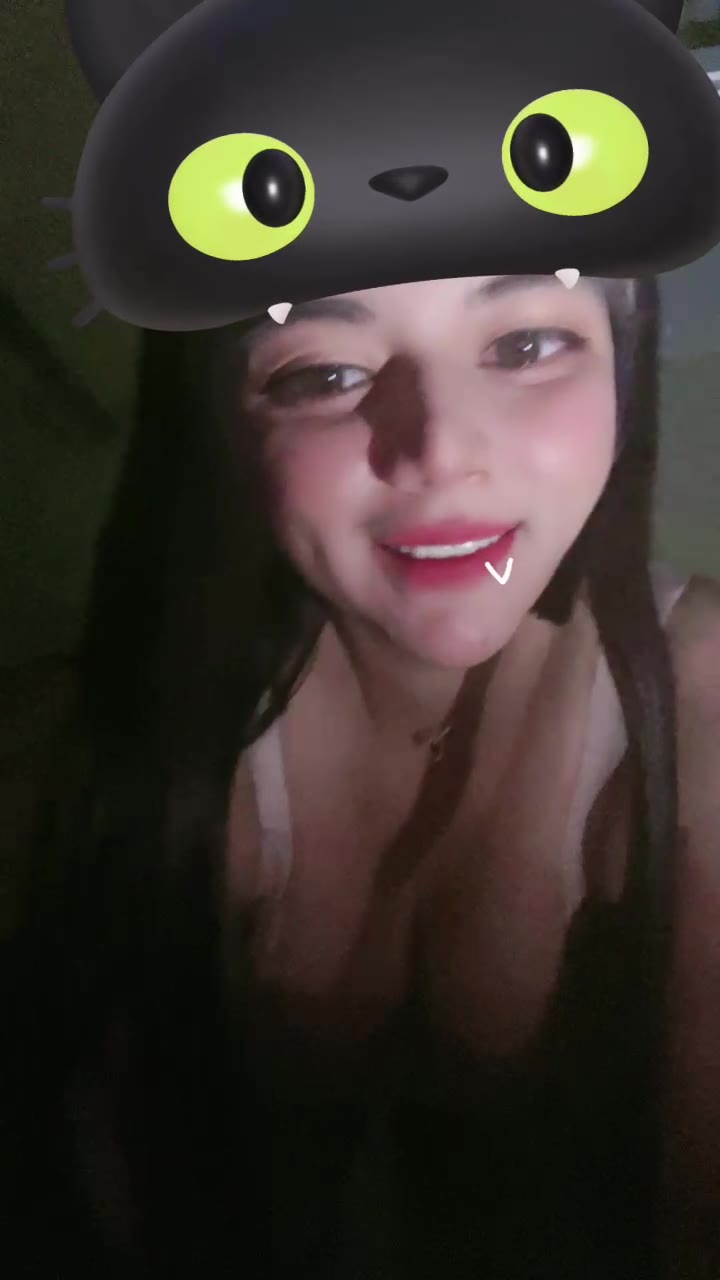 Meycha Kembali Goyang Pamer Susu ID 46824538 Mango